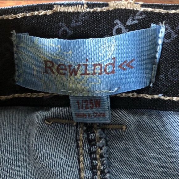 Rewind Jean Shorts - Size 1/25W - Picture 3 of 4